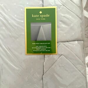Kate Spade 9 Piece Tablecloth Set -Brand New